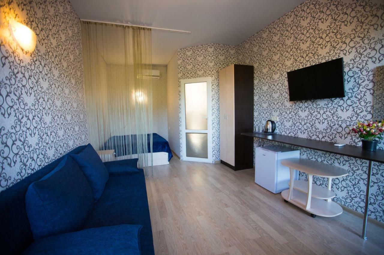 Октябрьская 318 Singer Сингер Gantiadi Extérieur photo